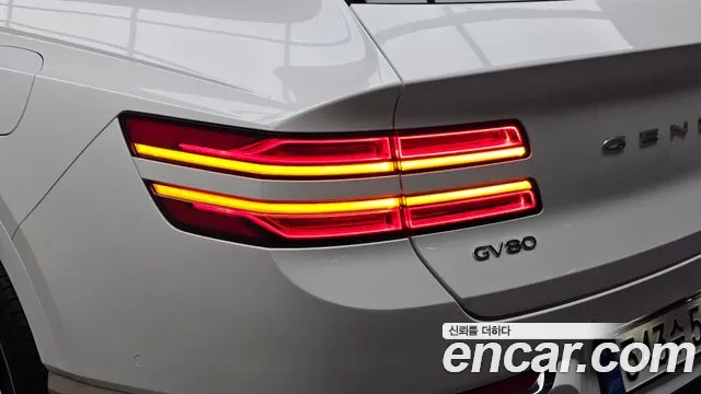Genesis GV80 — Фото автомобиля 8