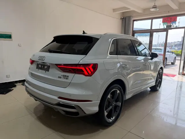 Audi Q3 — Фото автомобиля 6