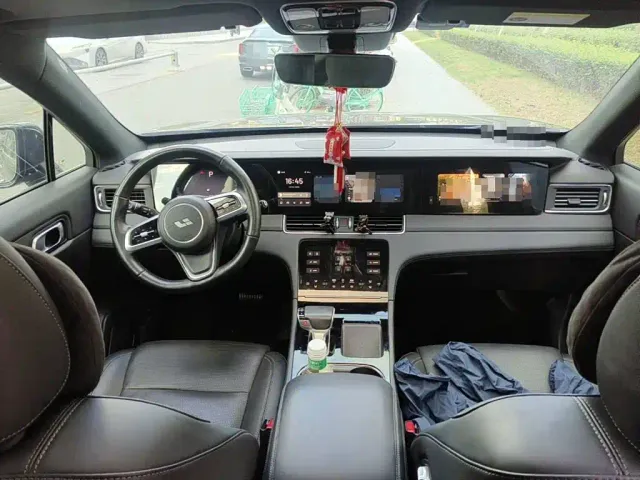 Li Auto Li ONE 2021 Extended Range 6-Seater — Фото автомобиля 12