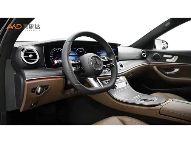 Mercedes-Benz E-Class — Фото автомобиля 6