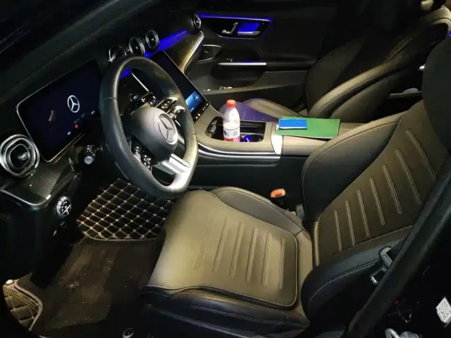 Mercedes-Benz C-Class — Фото автомобиля 17