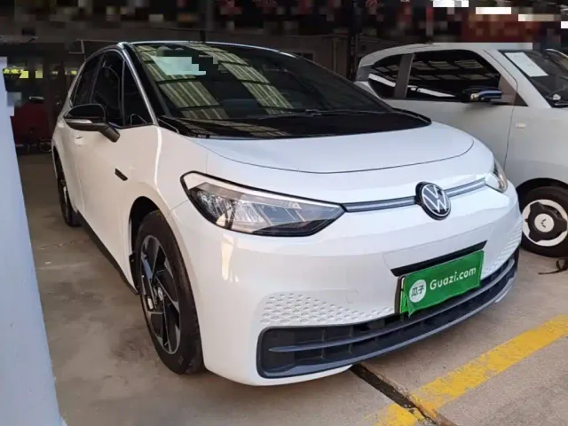 Volkswagen ID.3 — Фото автомобиля 3