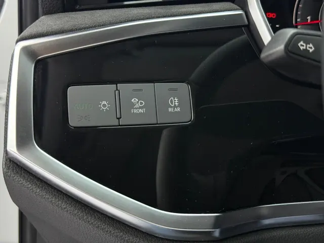 Audi Q3 — Фото автомобиля 23