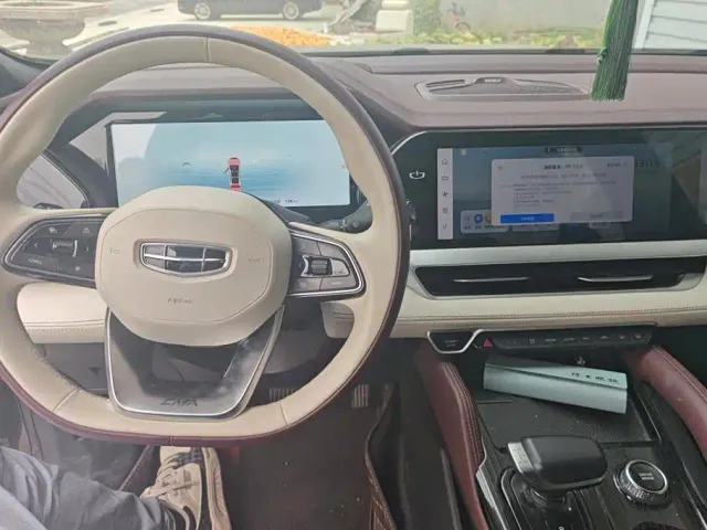Geely Xingyue L — Фото автомобиля 12