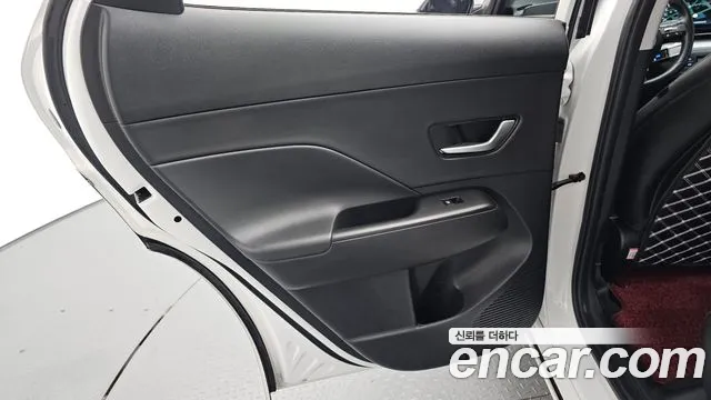 Hyundai Kona — Фото автомобиля 23