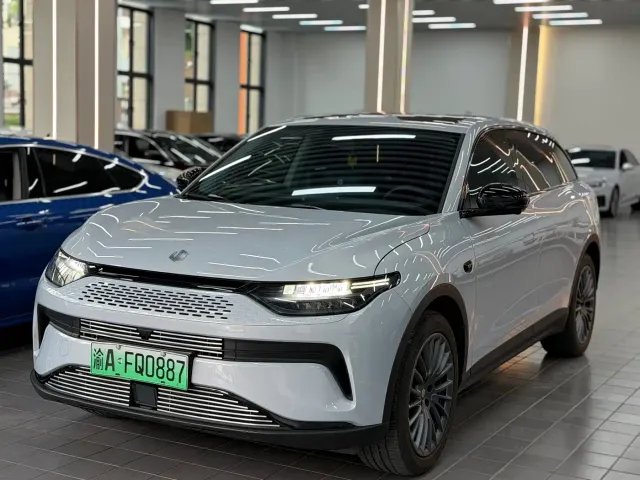 Фотография автомобиля — Leapmotor C11