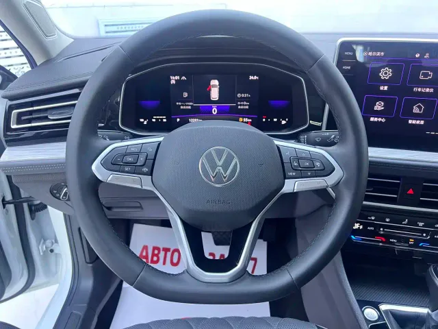 Volkswagen Sagitar — Фото автомобиля 11