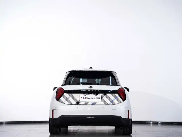 MINI Cooper — Фото автомобиля 23