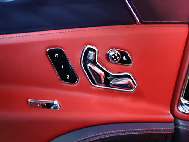 Bentley Flying Spur — Фото автомобиля 22