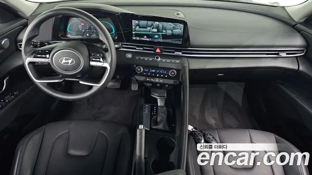Hyundai Avante CN7 — Фото автомобиля 7