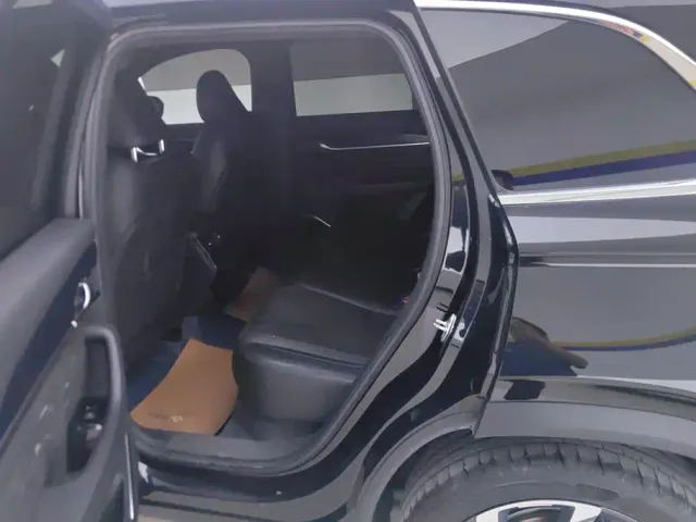 Geely Xingyue L — Фото автомобиля 11