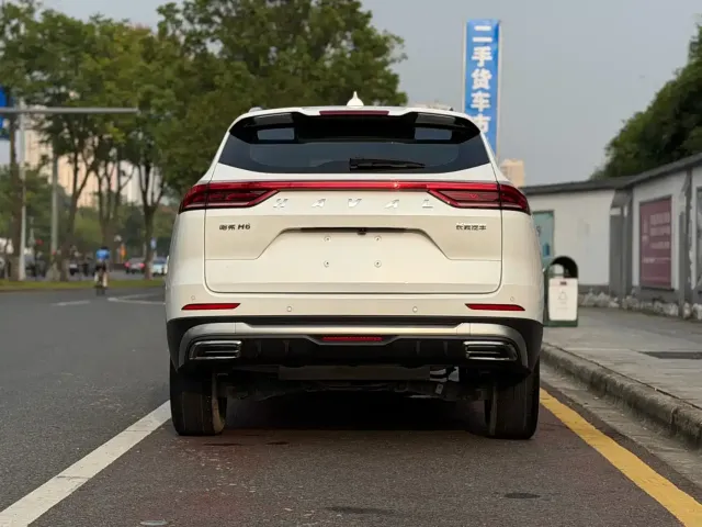 Haval H6 — Фото автомобиля 5
