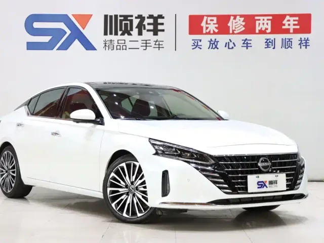 Nissan Teana — Фото автомобиля 3