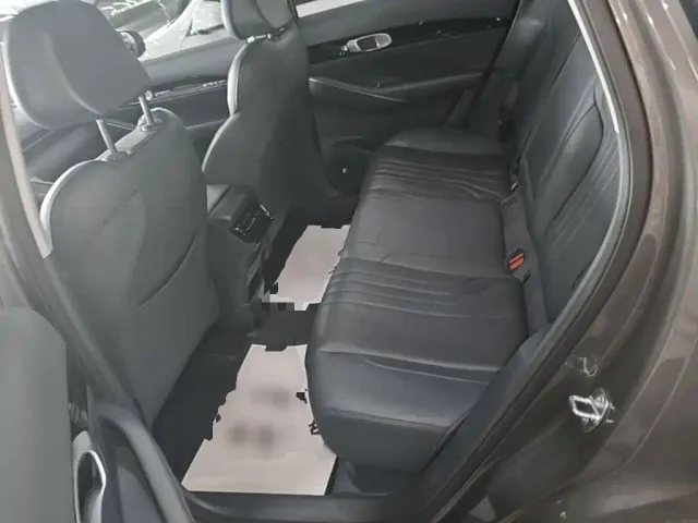 Geely Galaxy E5 — Фото автомобиля 16