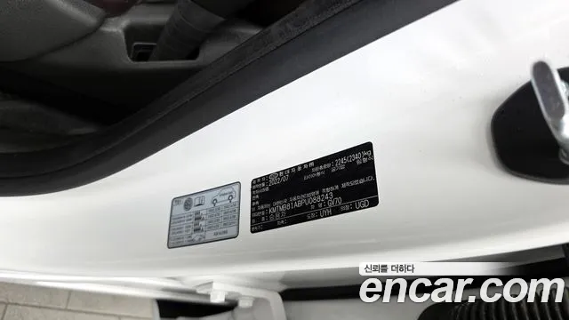 Genesis GV70 2.2 Дизель 2WD — Фото автомобиля 24