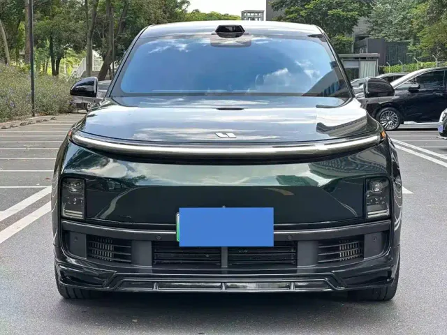 Фотография автомобиля — Li Auto L9