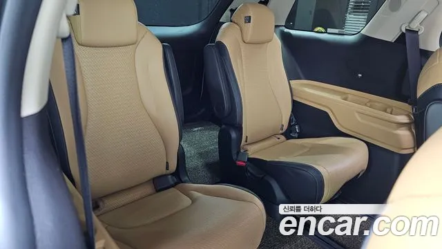 Kia Carnival 4th Gen — Фото автомобиля 19