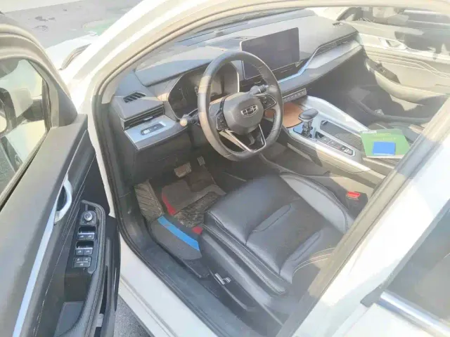 Geely Xingrui — Фото автомобиля 8