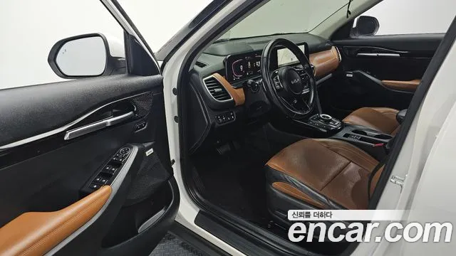 Kia Seltos — Фото автомобиля 17
