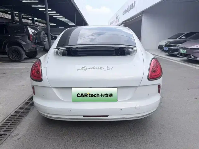 Ora Ora Lightning Cat 2022 555km Premium Edition — Фото автомобиля 11