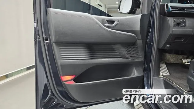 Hyundai Staria — Фото автомобиля 13
