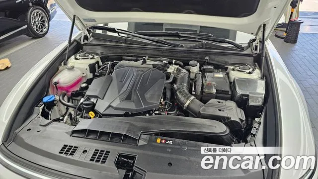 Hyundai Grandeur GN7 — Фото автомобиля 6