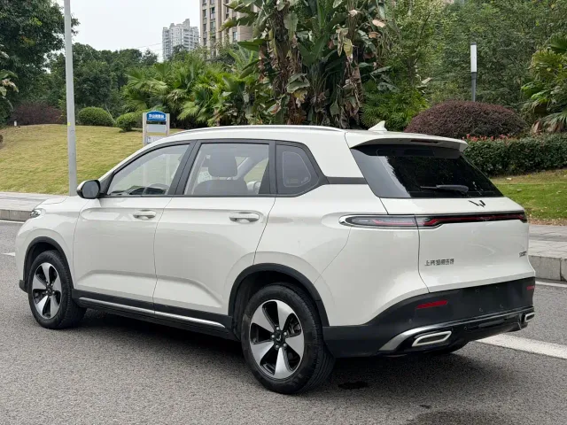 Wuling Nebula — Фото автомобиля 6