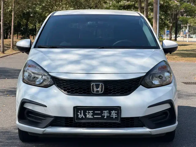Honda Fit — Фото автомобиля 2