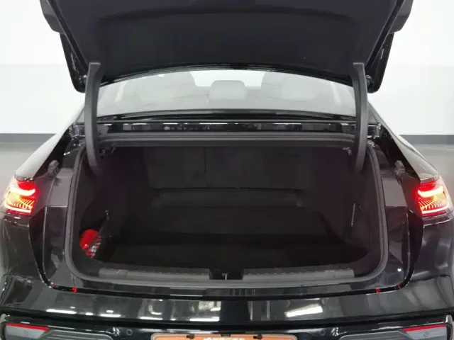 Geely Galaxy E8 — Фото автомобиля 16