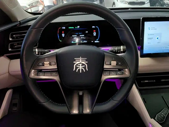 BYD Qin L — Фото автомобиля 10