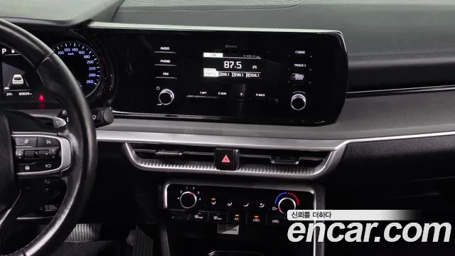 Kia K5 Generation 3 — Фото автомобиля 20