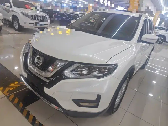 Фотография автомобиля — Nissan X-Trail