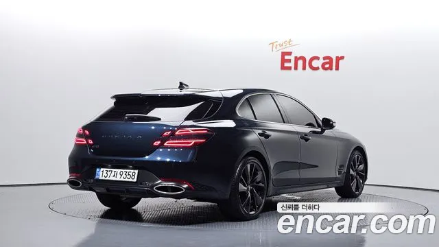 Genesis G70 — Фото автомобиля 2