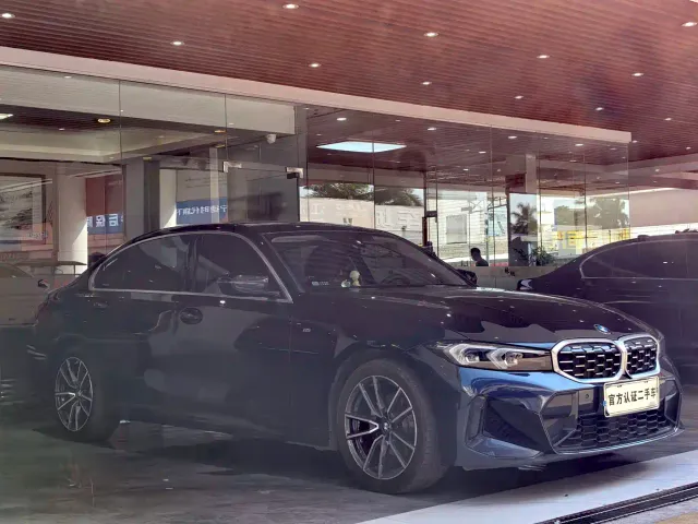 BMW 3 Series — Фото автомобиля 3
