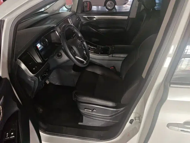 GAC Trumpchi M8 — Фото автомобиля 14