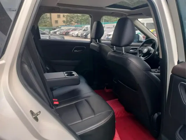 Nissan X-Trail — Фото автомобиля 15