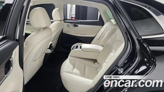 Hyundai Grandeur Новый Grandeur IG — Фото автомобиля 12