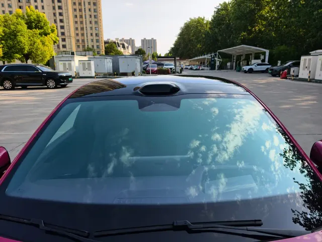 Xiaomi SU7 — Фото автомобиля 13