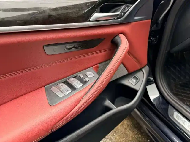 BMW 5 Series — Фото автомобиля 8