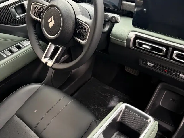 Baojun Yep Plus — Фото автомобиля 8