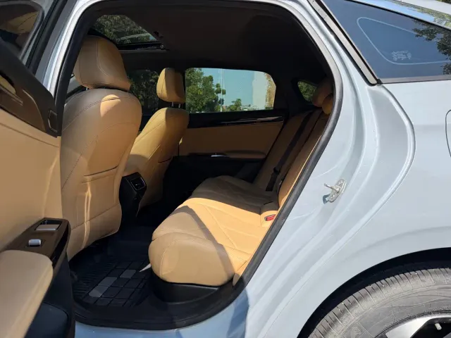 Geely Galaxy L6 — Фото автомобиля 5