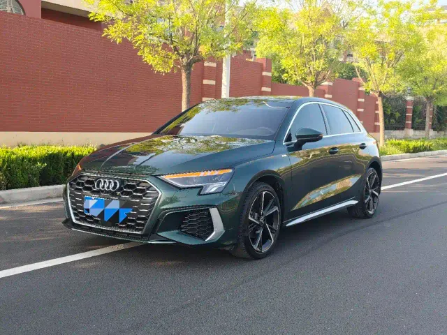 Фотография автомобиля — Audi A3