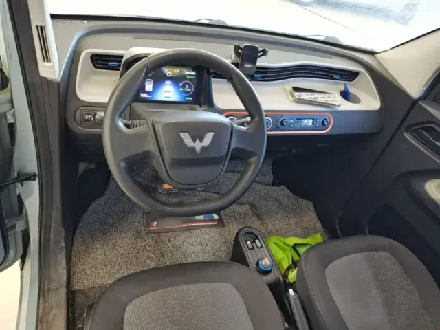 Wuling Hongguang Mini EV — Фото автомобиля 9