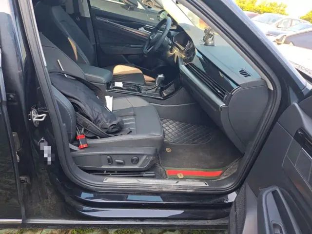 Volkswagen Passat — Фото автомобиля 8