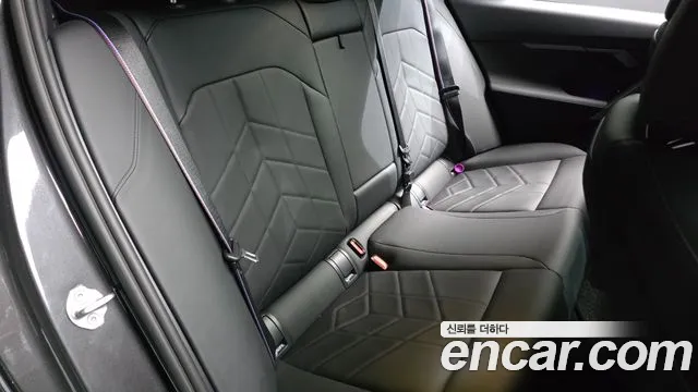 BMW 5-Series — Фото автомобиля 11