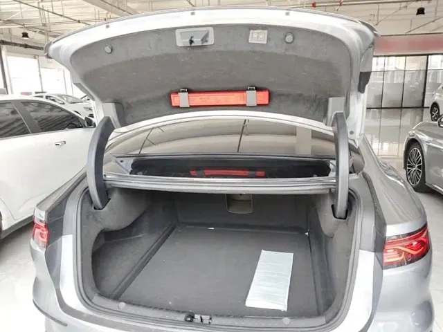 BYD Han — Фото автомобиля 18