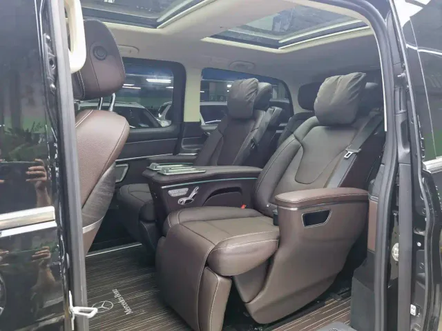 Mercedes-Benz V-Class — Фото автомобиля 9