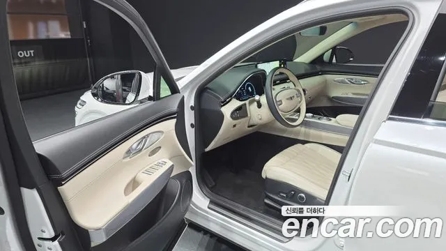 Genesis GV70 2.5T Бензин AWD — Фото автомобиля 11