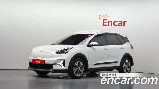 Фотография автомобиля — Kia Niro
