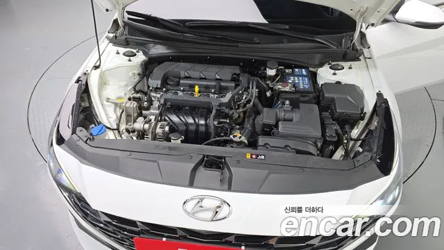 Hyundai Avante CN7 — Фото автомобиля 5